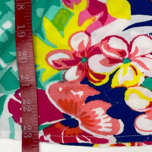 Caribbean Joe Island Supply Co Floral Sleeveless V-Neck Tank | Petite Medium - Picture 5 of 6